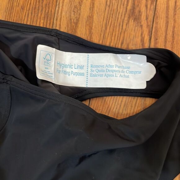 Andie The Full Coverage Malibu One Piece Swimsuit size L NWT - Picture 7 of 7